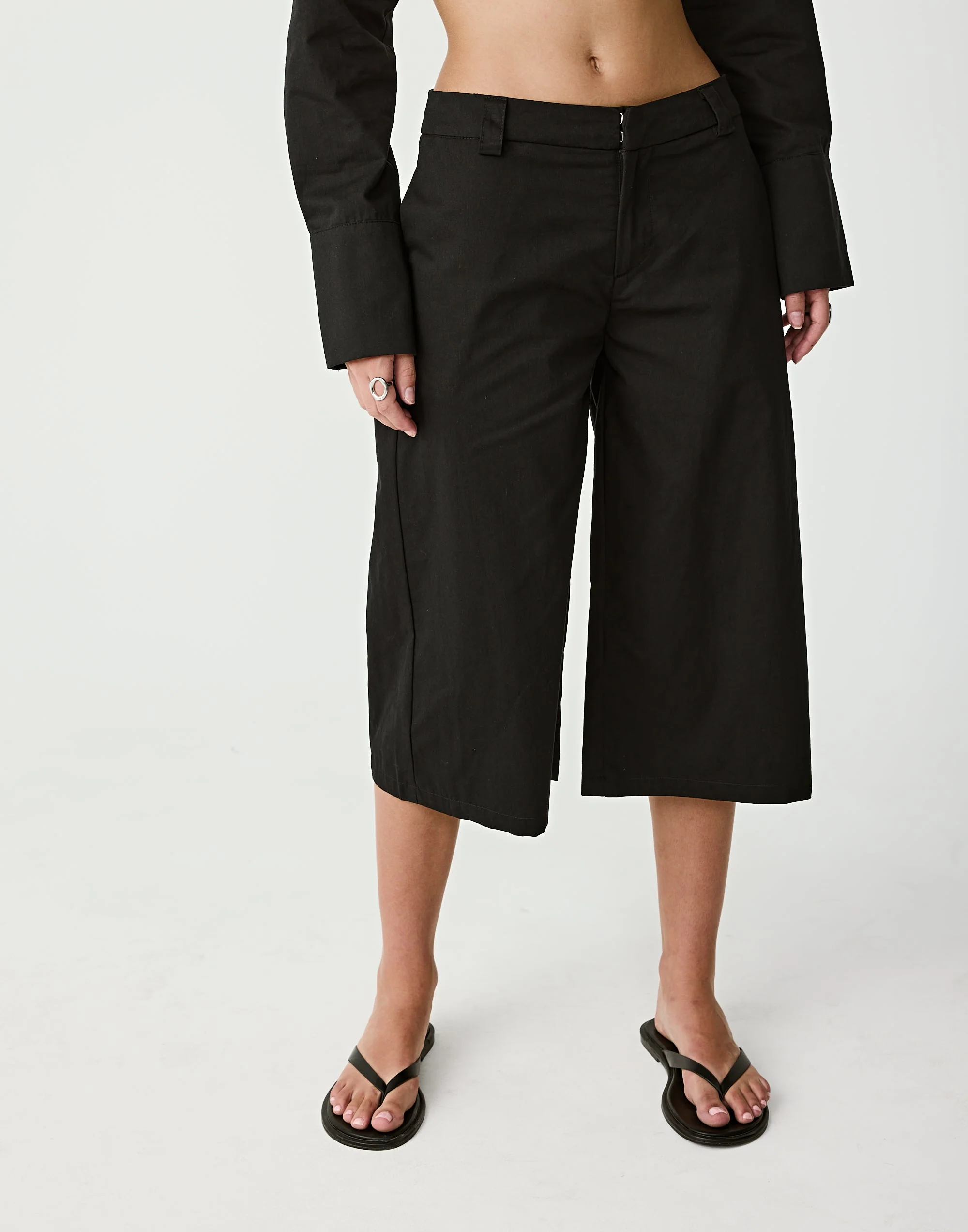 Ryley Midi Pants (Black) 3 Ryley Midi Pants (Black)
