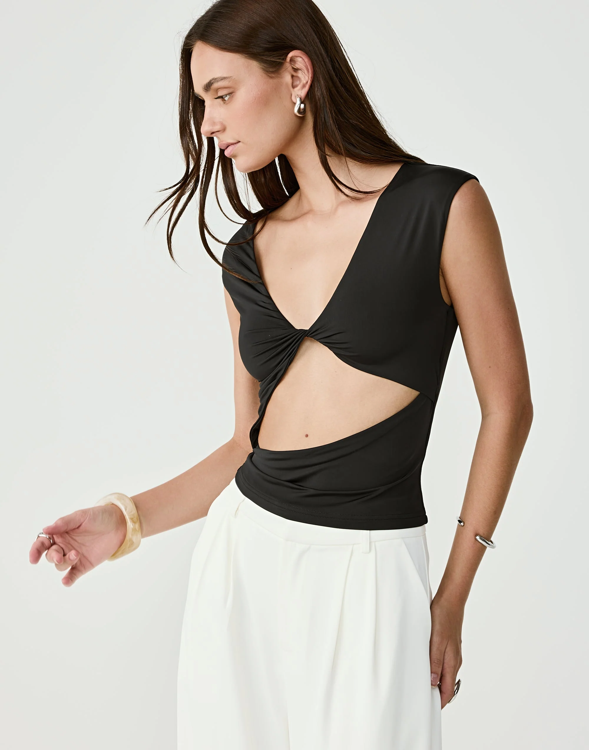 Mateo Top (Black) 6 Mateo Top (Black)