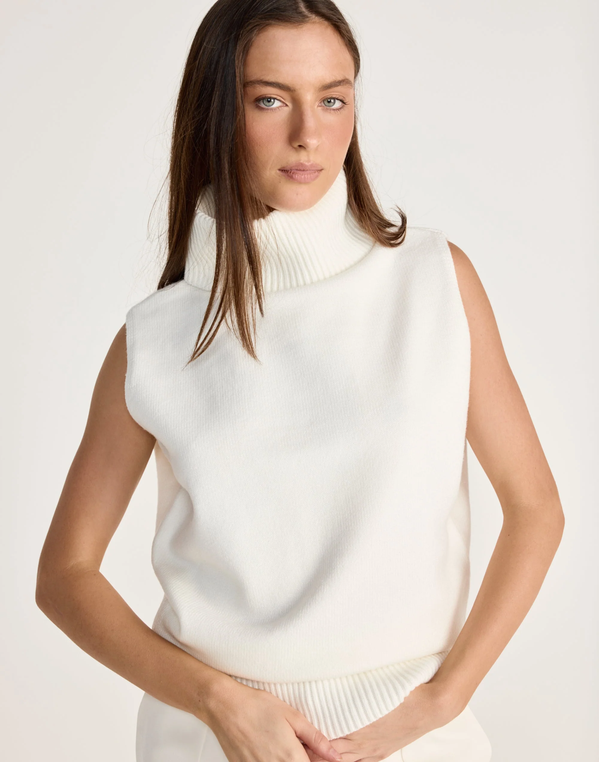 August Vest (Off White)