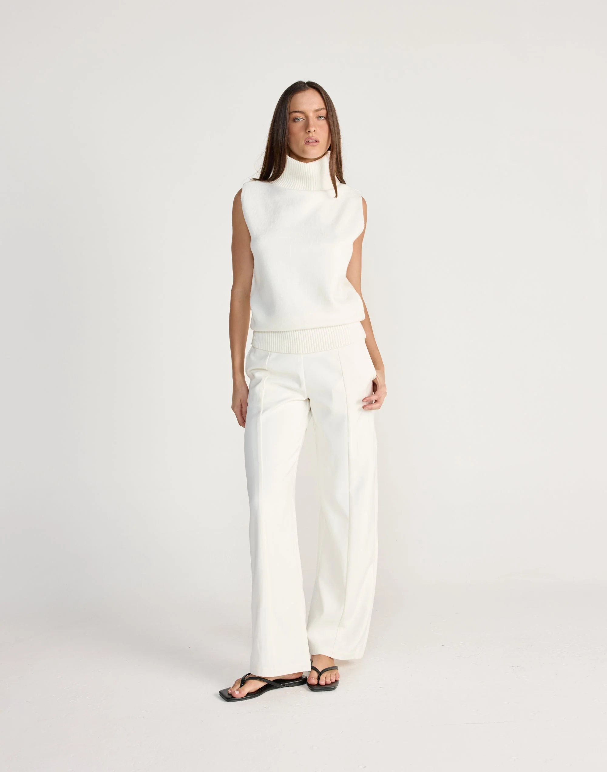 August Vest (Off White) 3 August Vest (Off White)