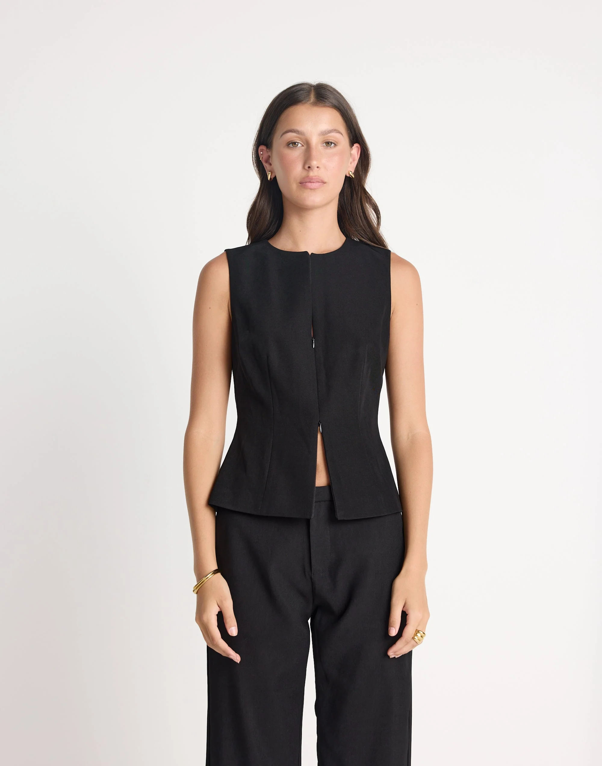 Everest Top (Black) 7 Everest Top (Black)