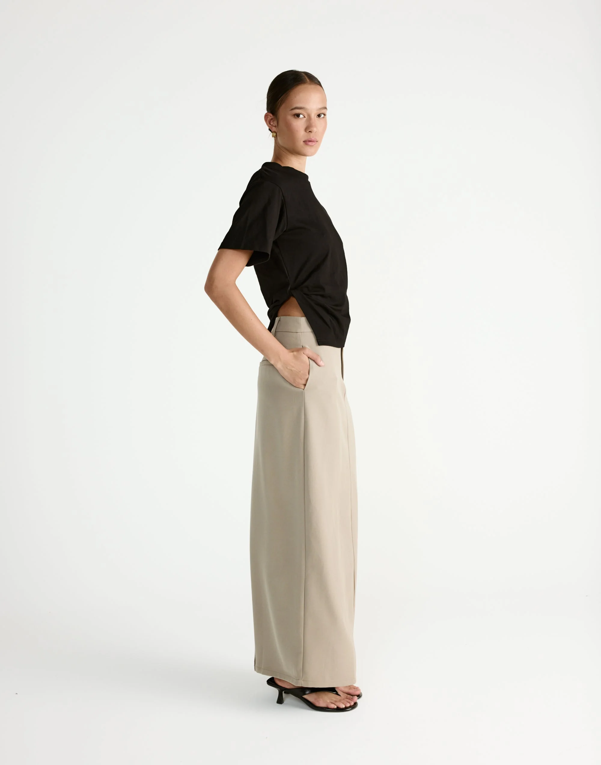 Goldie Top (Black) 9 Goldie Top (Black)