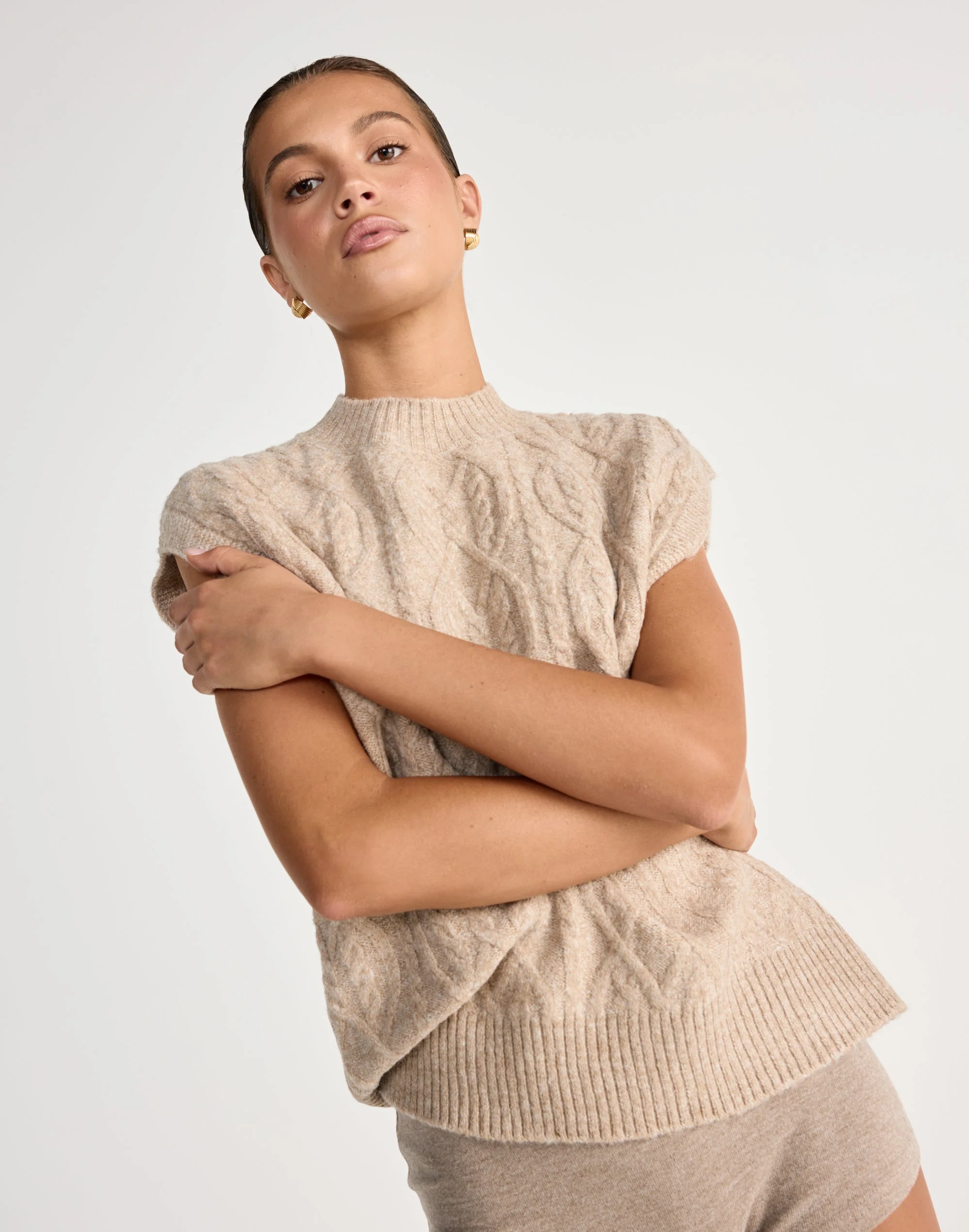 Oriana Vest (Latte) 6 Oriana Vest (Latte)