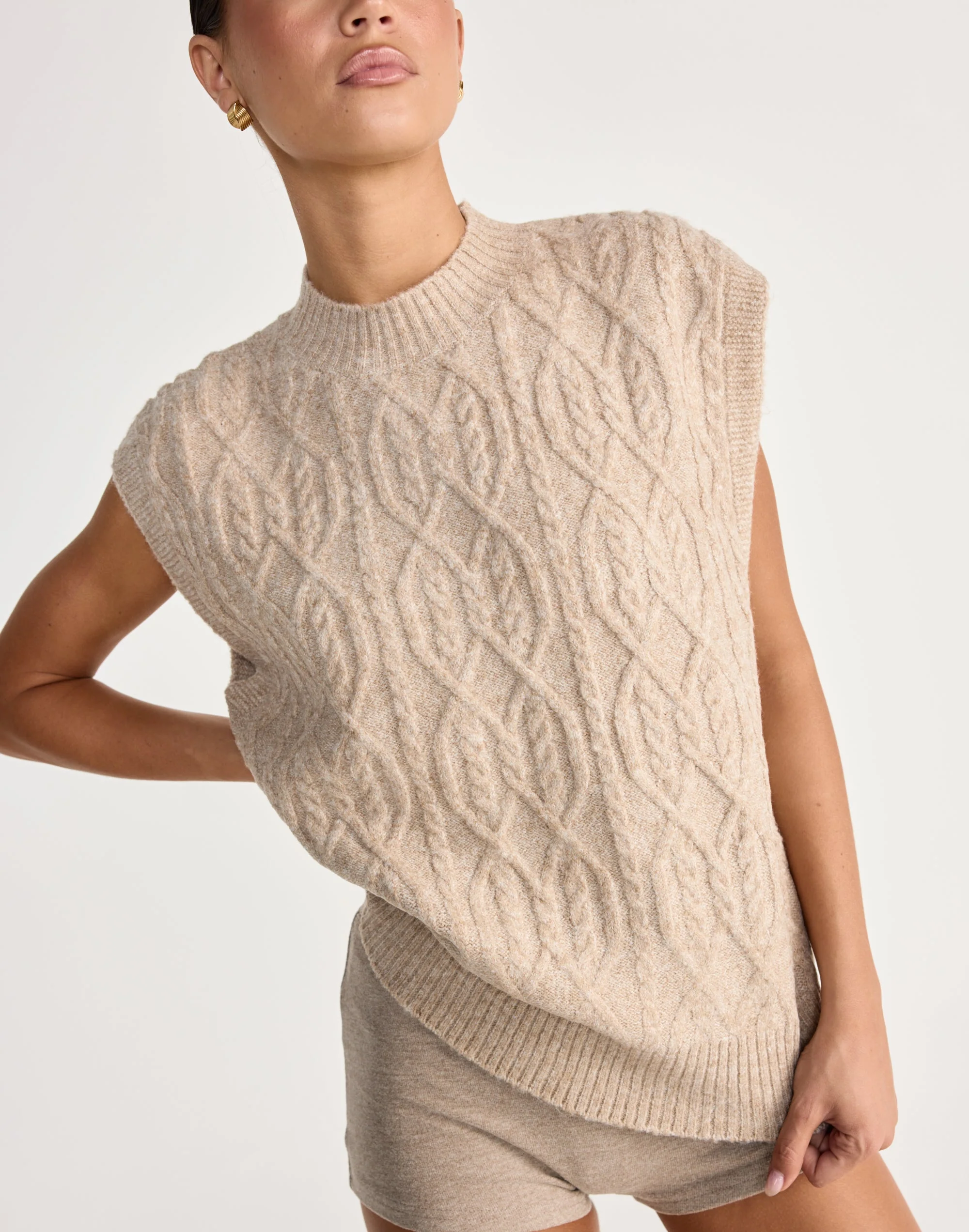 Oriana Vest (Latte) 8 Oriana Vest (Latte)