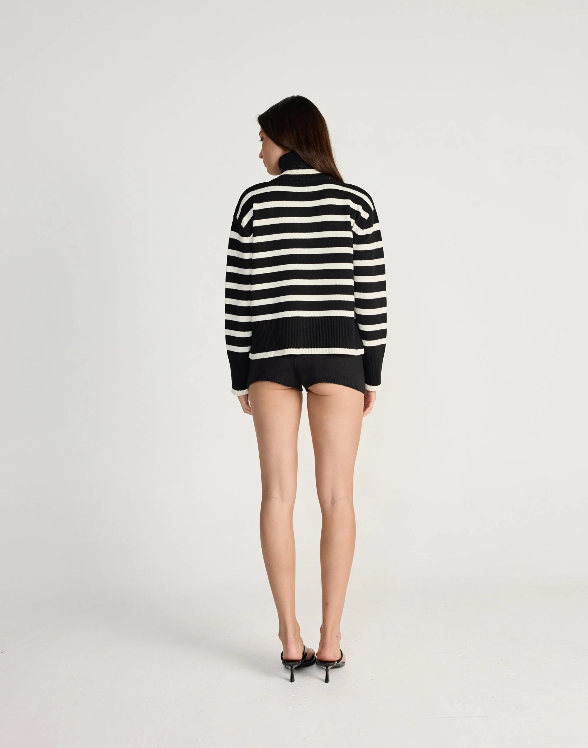 Dixie Jumper (Black/Cream) 14 Dixie Jumper (Black/Cream)