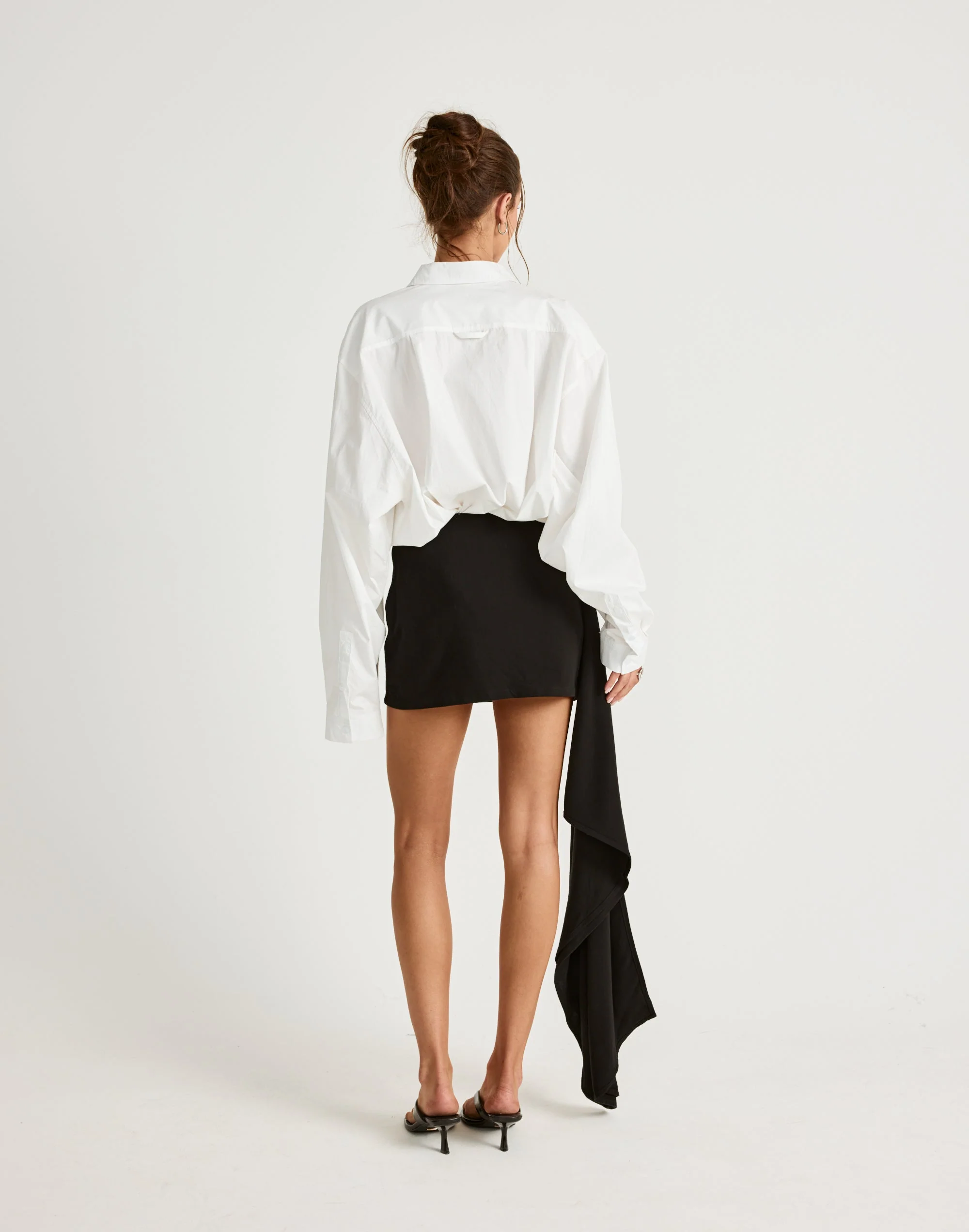 Evelyn Mini Skirt (Black)