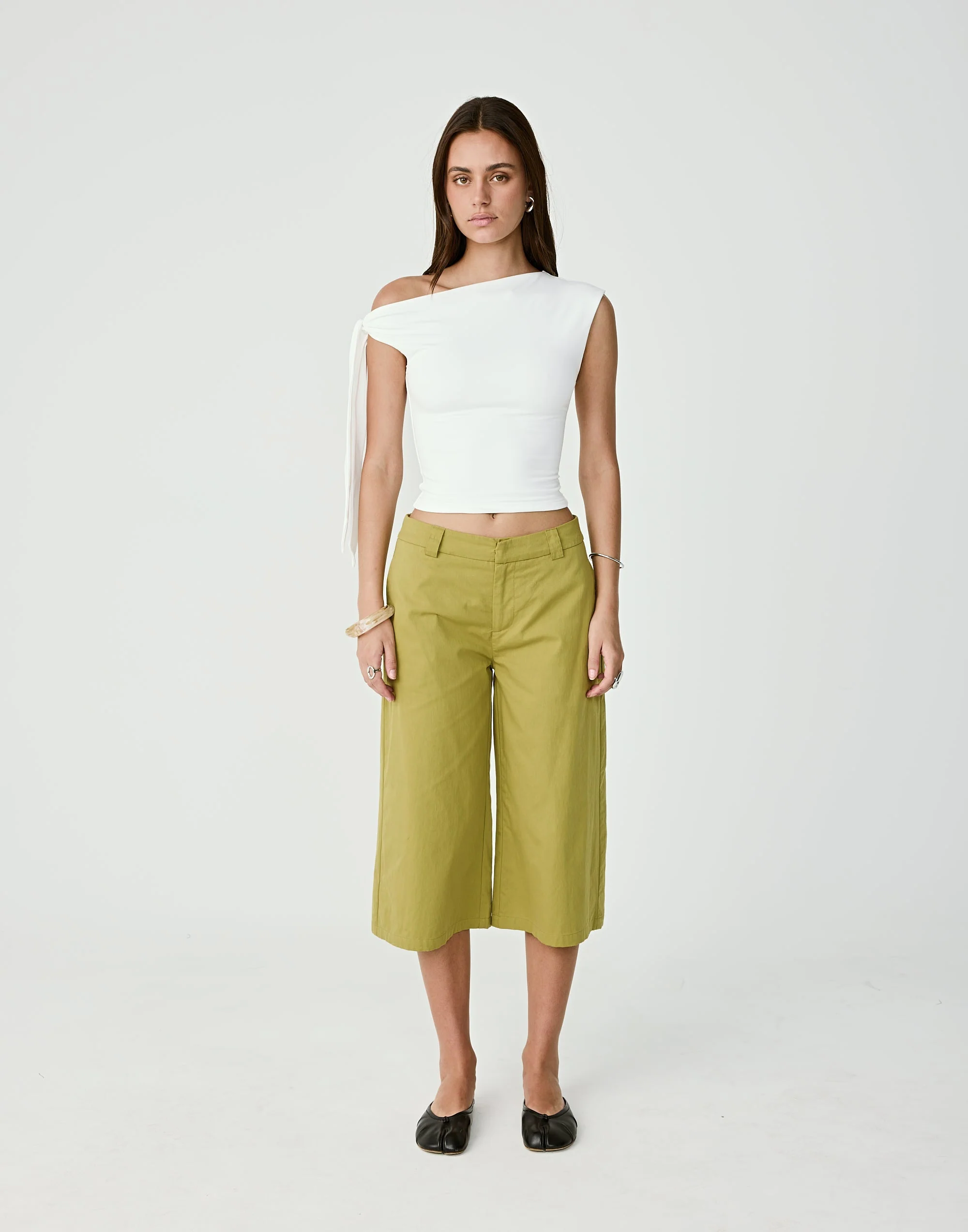 Fletcher Top (White) 3 Fletcher Top (White)